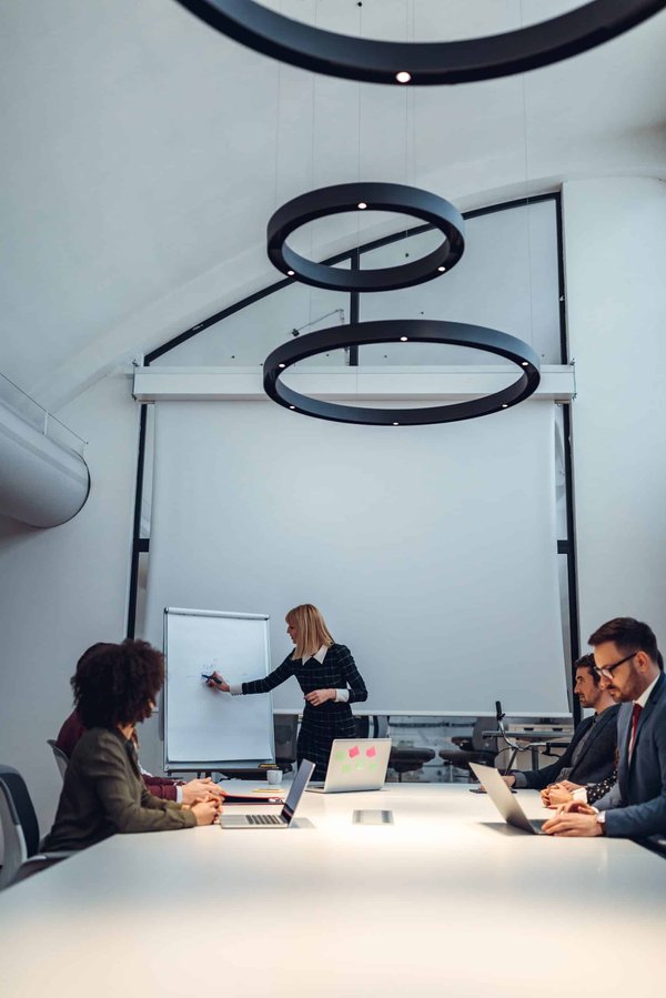 Quel est l'impact des technologies d'entreprises sur les jeunes ?