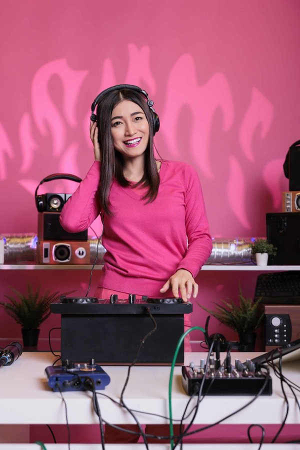 Comment brancher plusieurs amplis sur une table de mixage ?